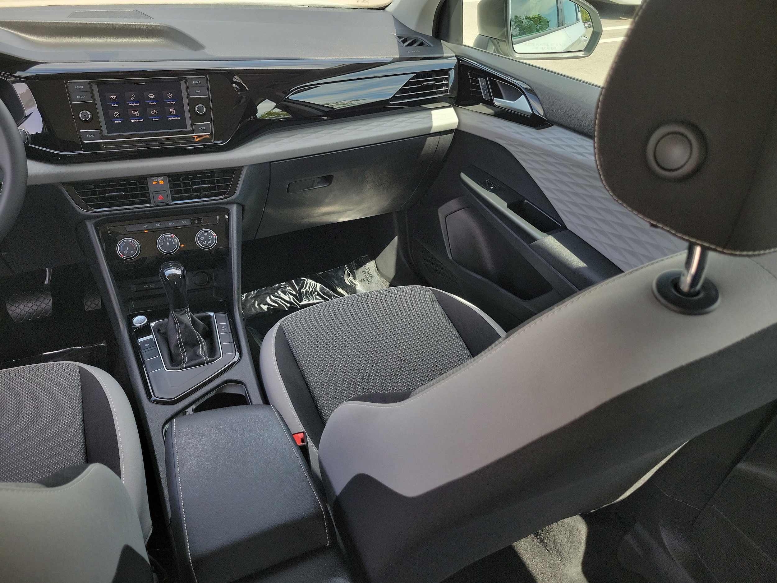 2023 Volkswagen Taos S - Photo 15