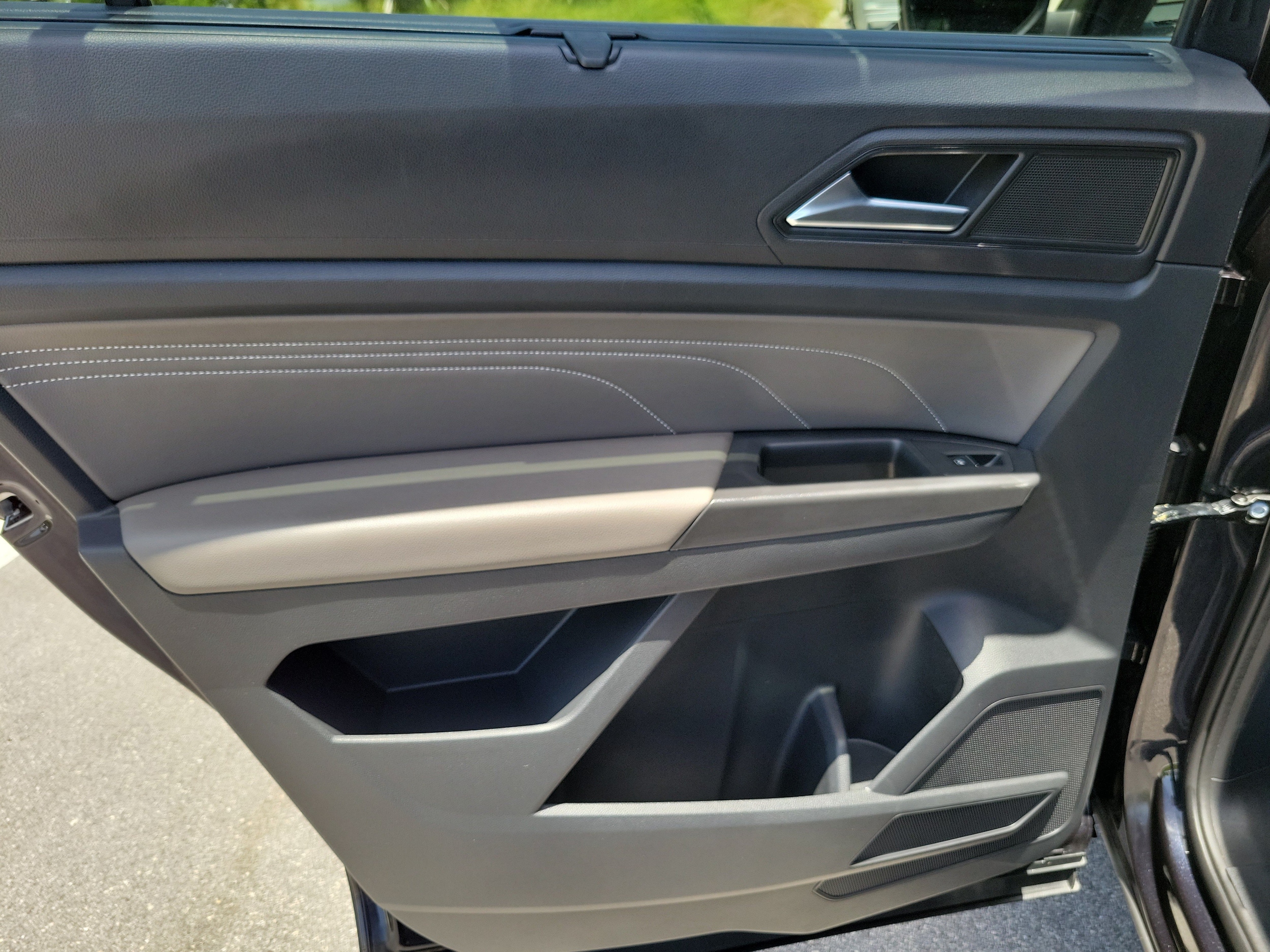 2022 Volkswagen Atlas SE - Photo 8