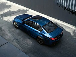 BMW 5 Series Image