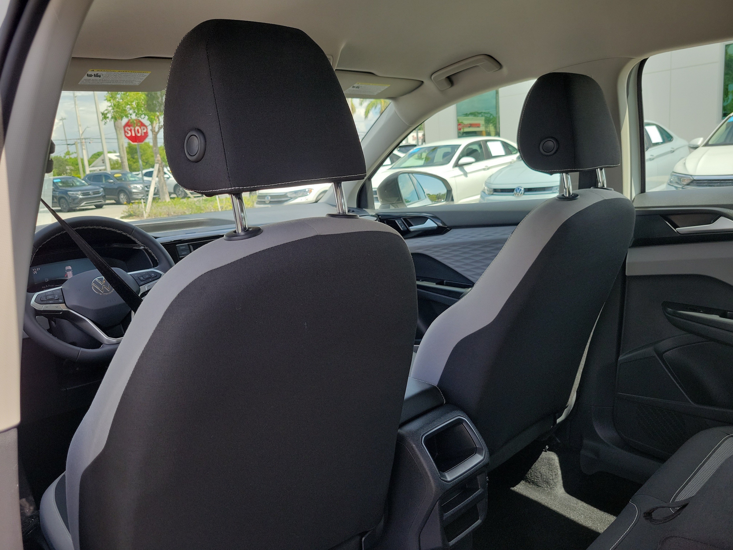 2023 Volkswagen Taos S - Photo 12