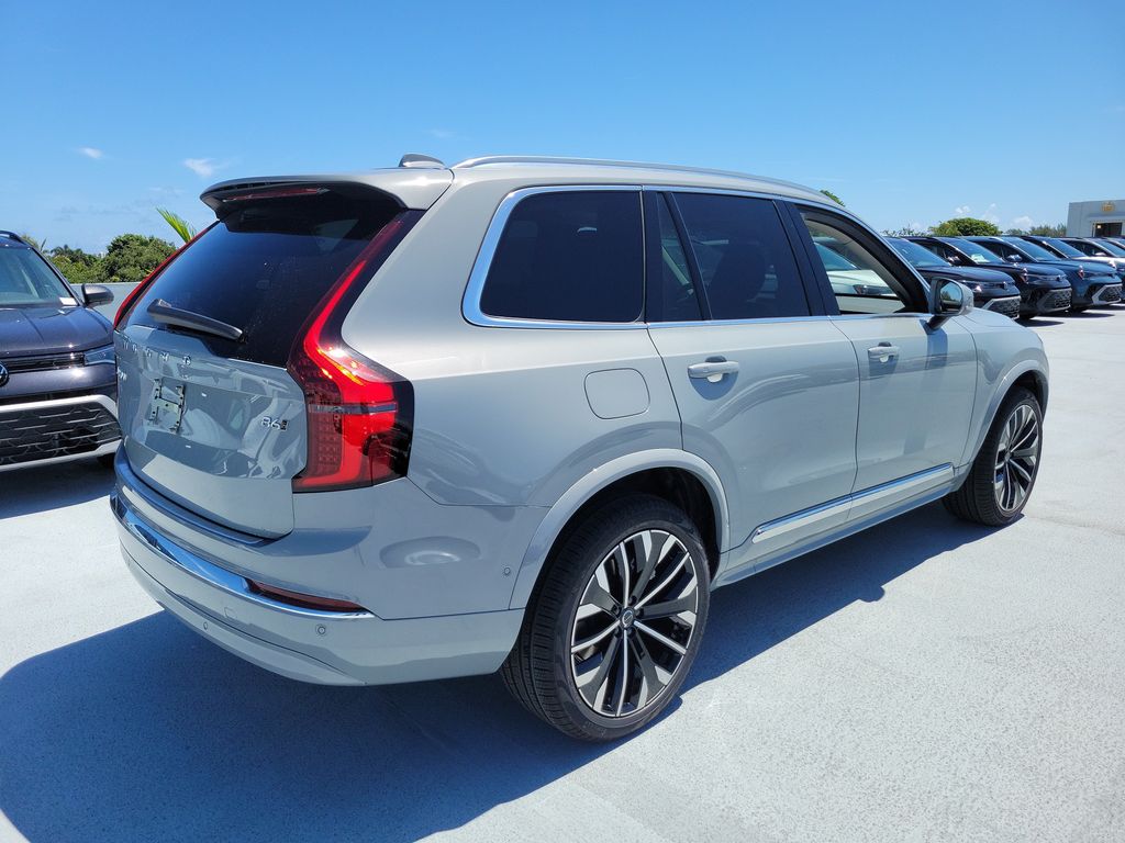 New 2026 Volvo XC90 B6 Plus 7-Seater SUV