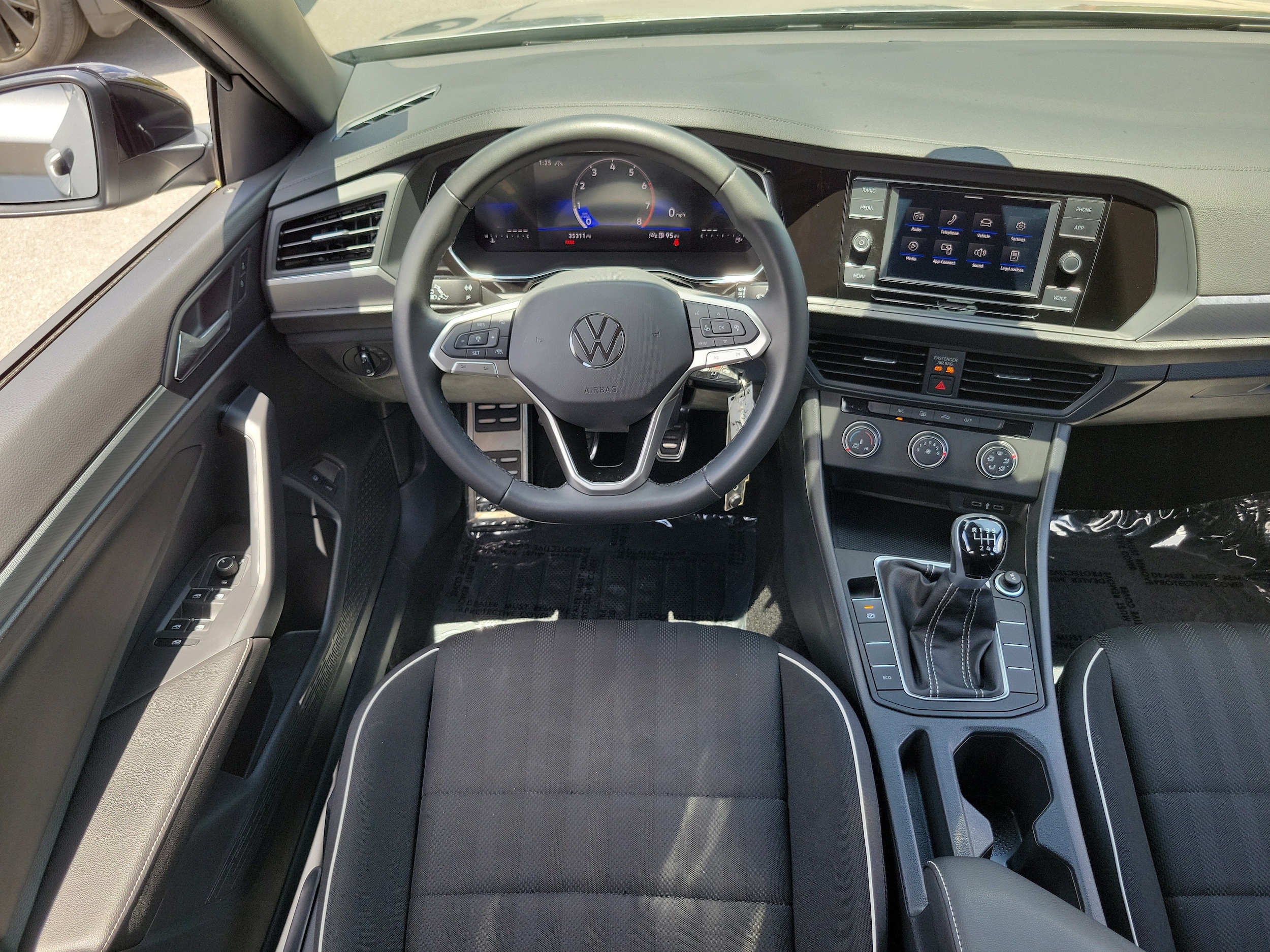 2023 Volkswagen Jetta Sport - Photo 14