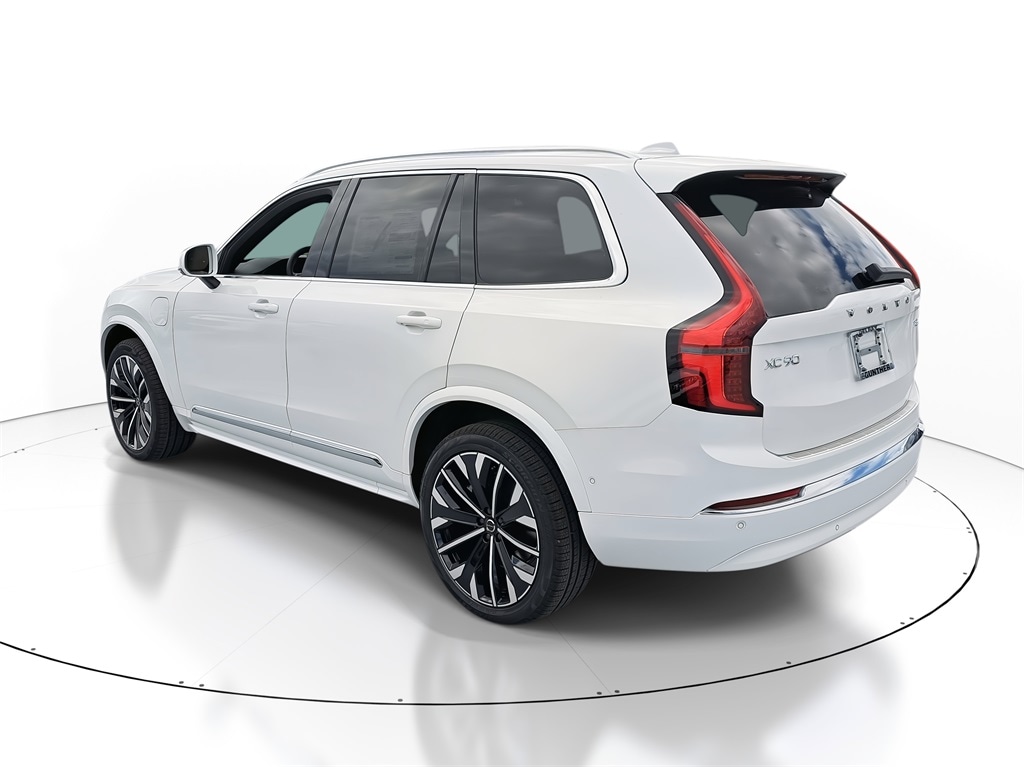 New 2026 Volvo XC90 plug-in hybrid T8 Plus 7-Seater SUV