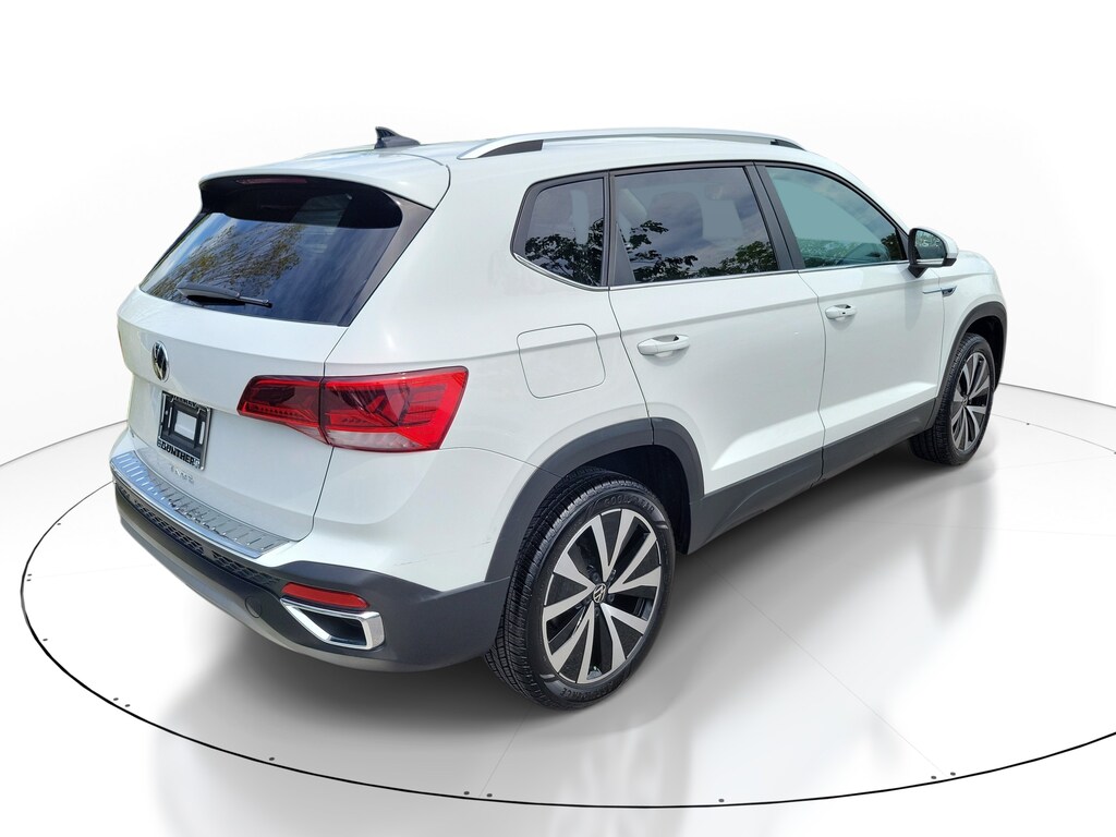 Used 2024 Volkswagen Taos 1.5T SE SUV