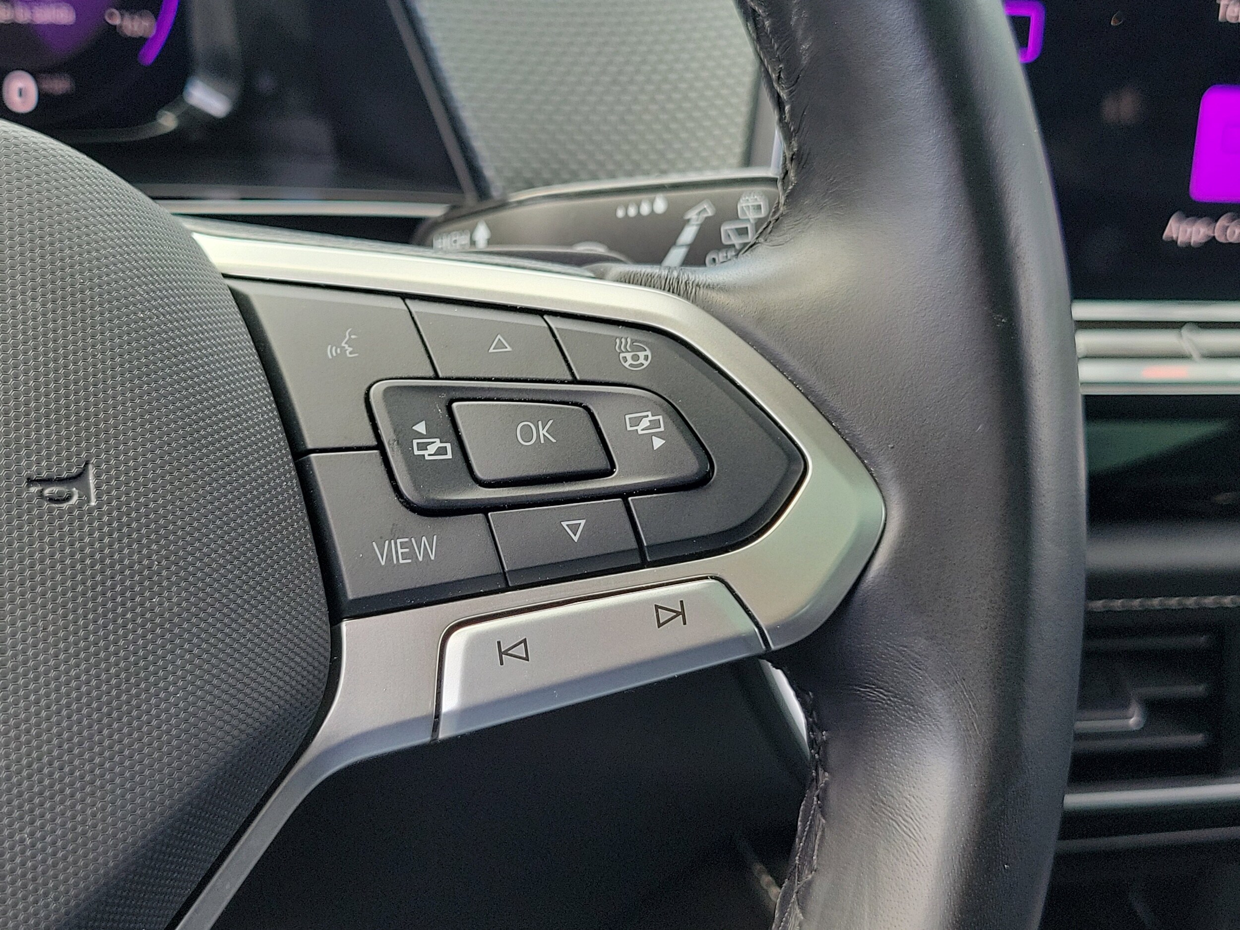2024 Volkswagen Atlas Cross Sport SEL R-LINE - Photo 27