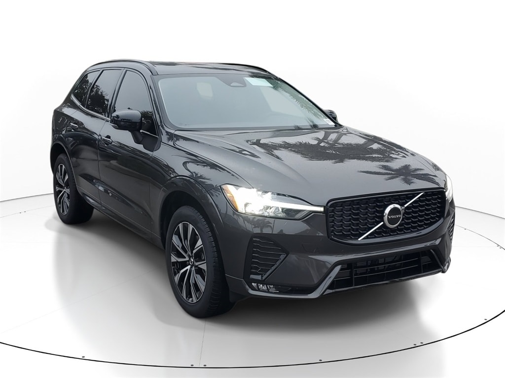 2025 Volvo XC60 Core