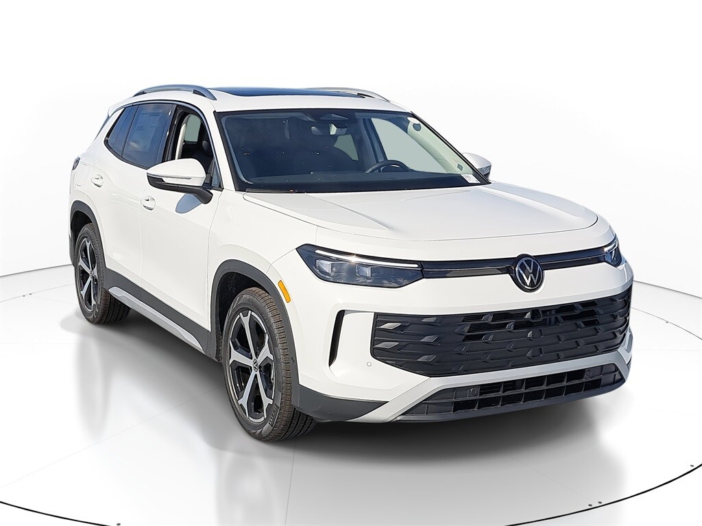 New 2026 Volkswagen Tiguan 2.0T SE SUV