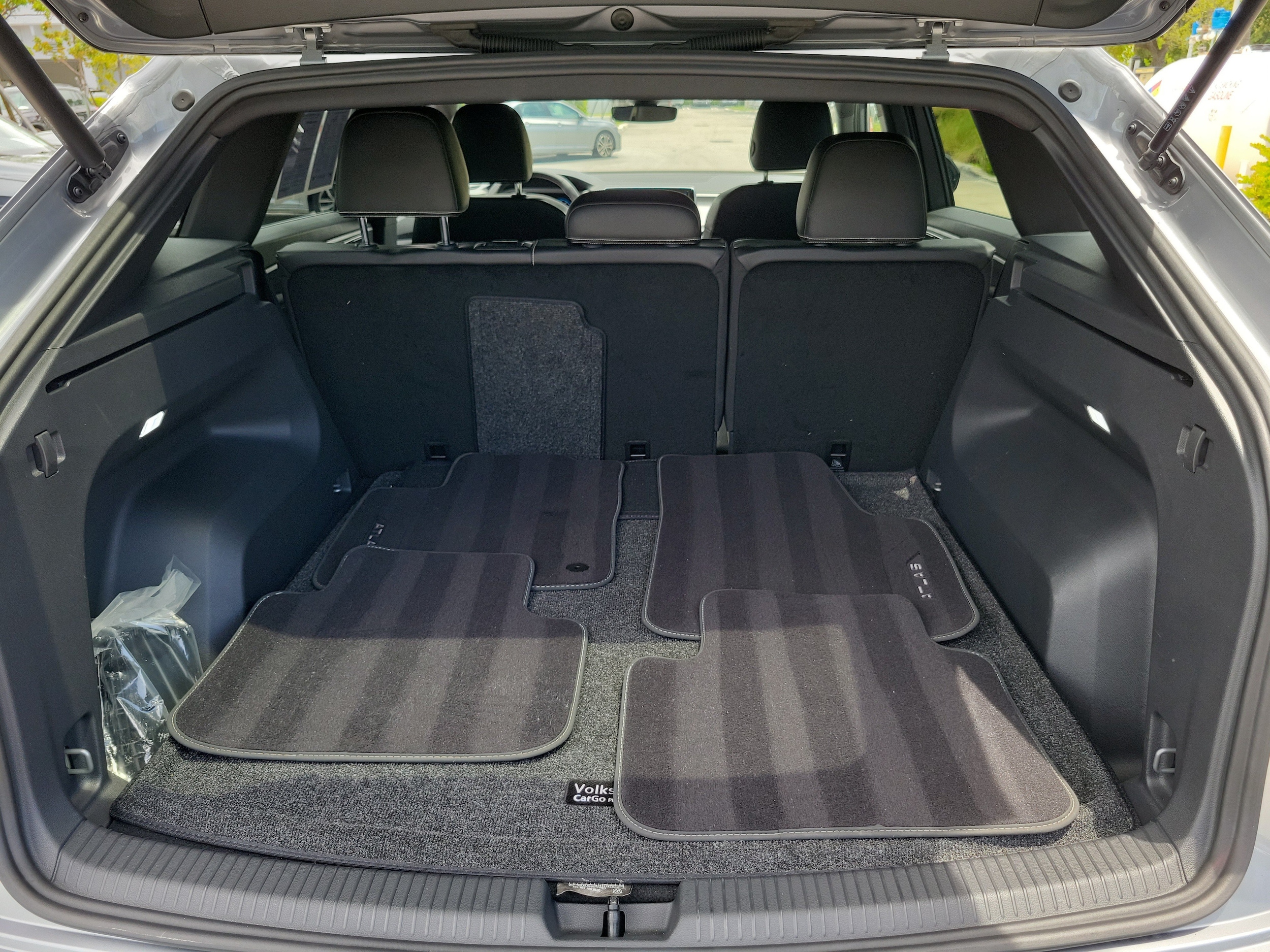 2024 Volkswagen Atlas Cross Sport SE - Photo 7