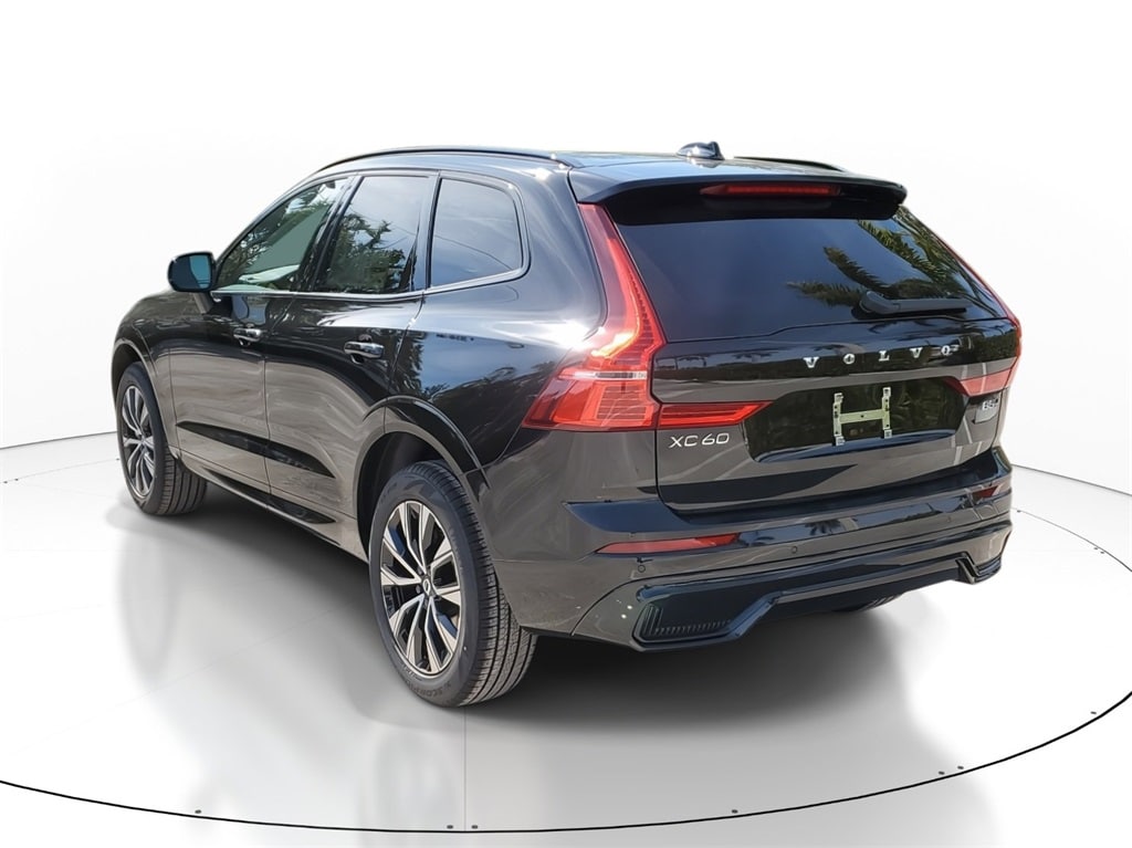 New 2025 Volvo XC60 B5 Core SUV