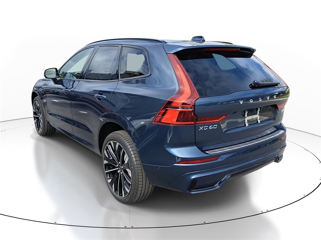 New 2026 Volvo XC60 plug-in hybrid T8 Ultra SUV