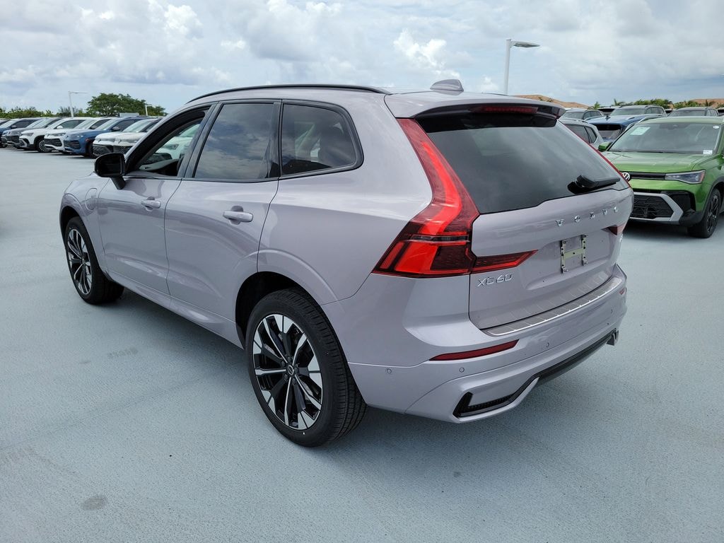 New 2026 Volvo XC60 plug-in hybrid T8 Plus SUV