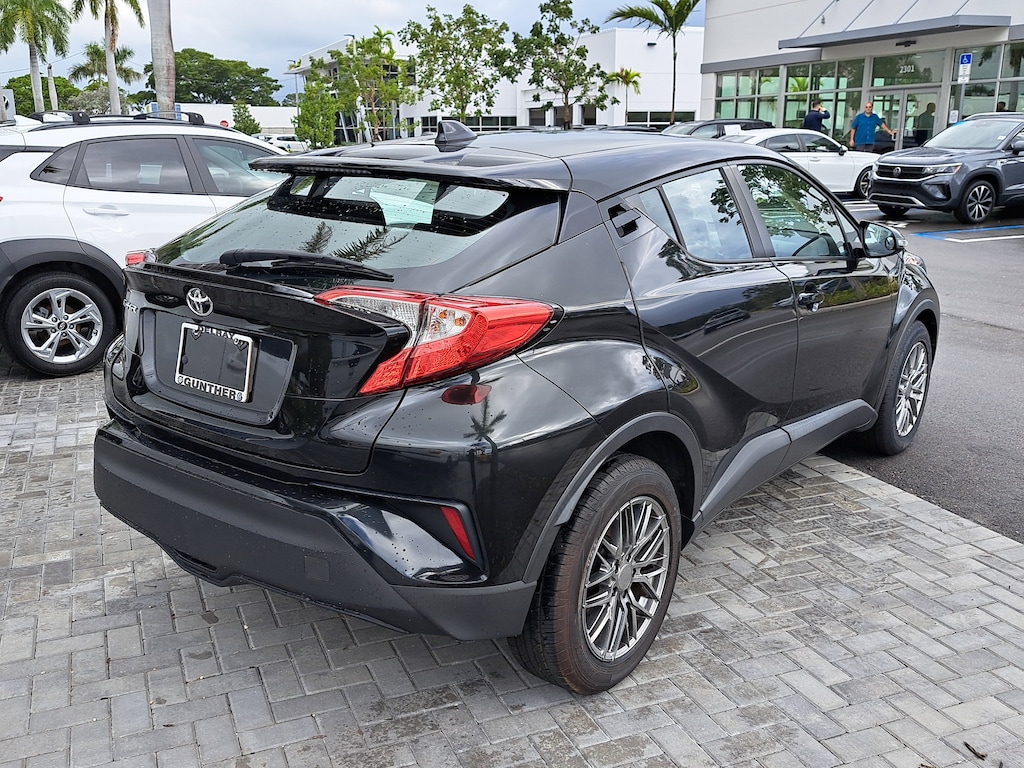 Used 2021 Toyota C-HR LE SUV