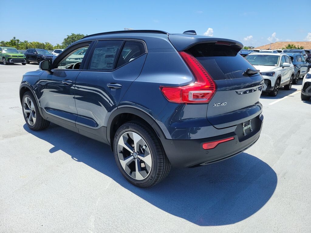 New 2026 Volvo XC40 B4 Plus SUV