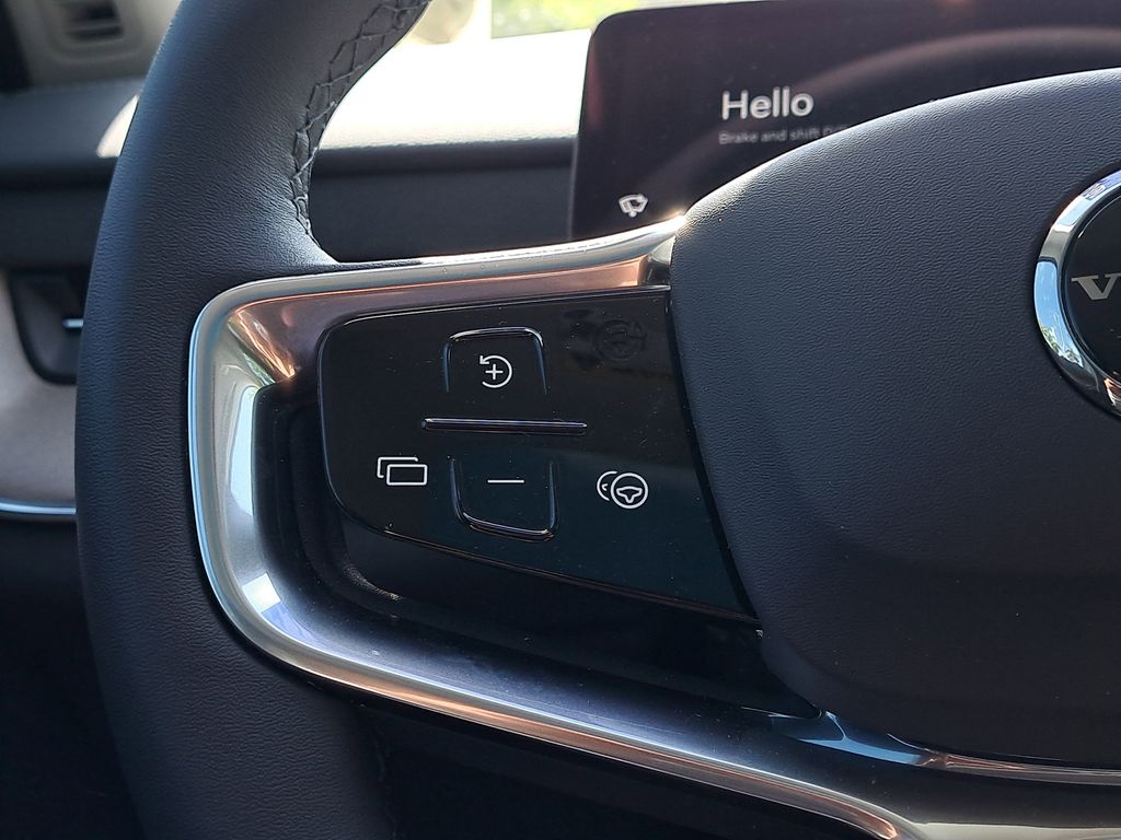 2025 Volvo EX90 Plus - Photo 24