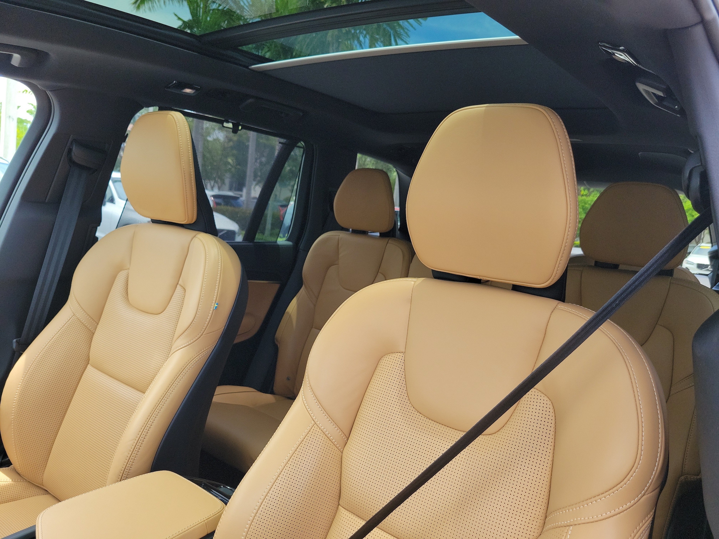 2025 Volvo XC90 Ultra - Photo 21