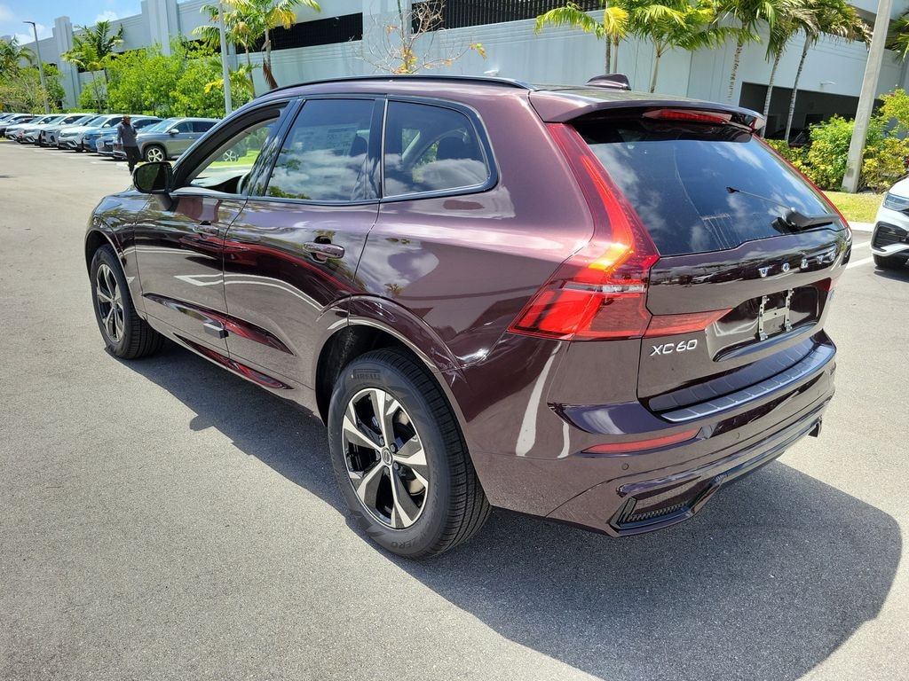 New 2026 Volvo XC60 B5 Core SUV