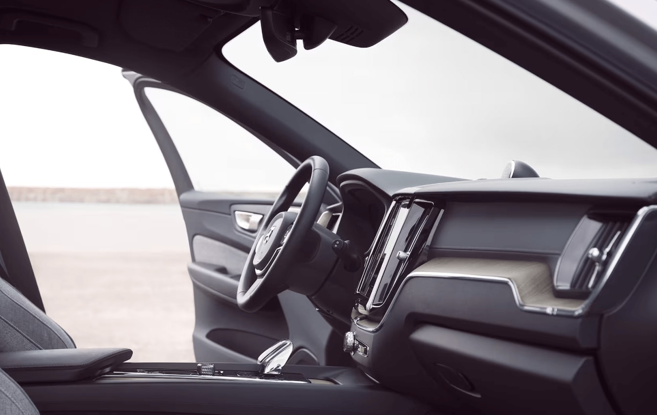 Volvo XC60 Recharge interior design