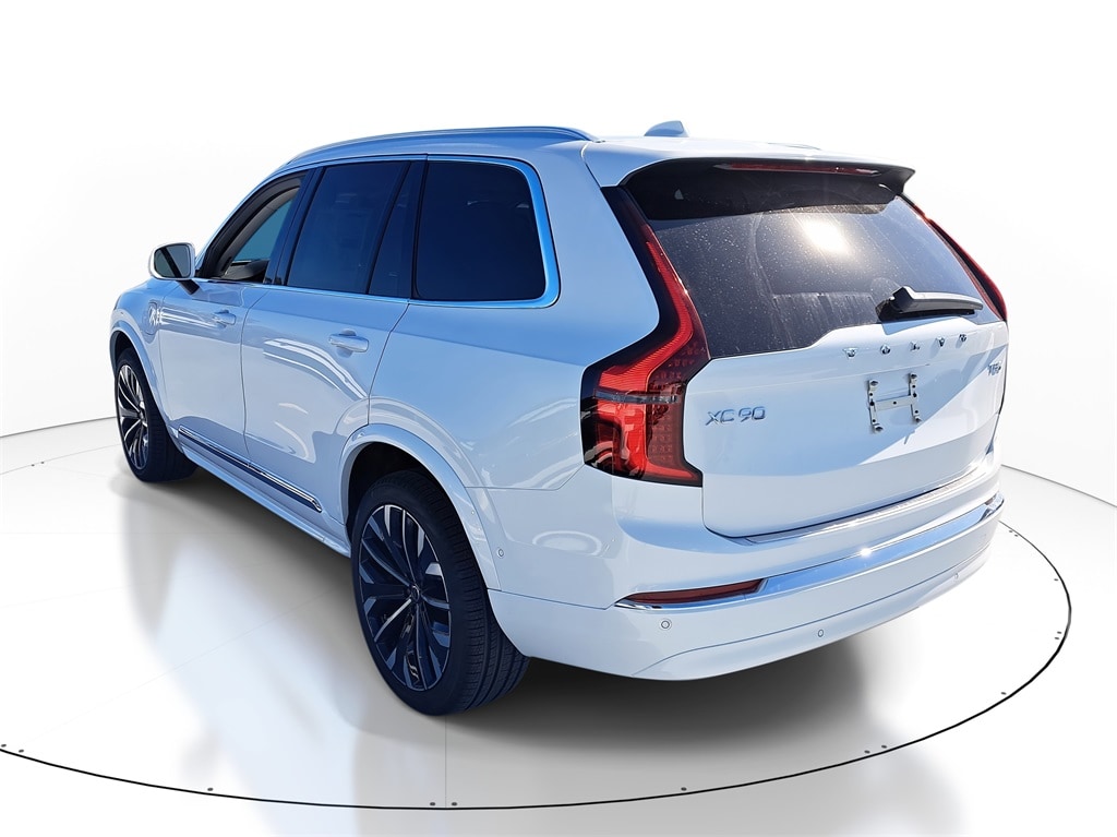New 2026 Volvo XC90 plug-in hybrid T8 Ultra 7-Seater SUV