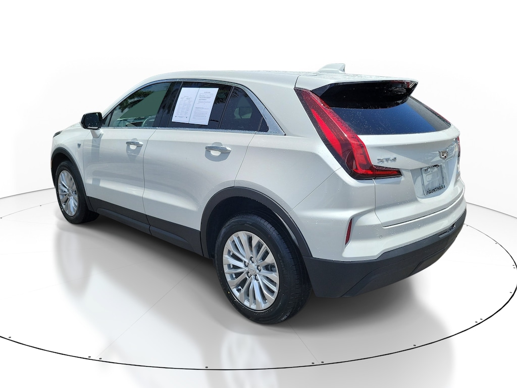 Used 2024 CADILLAC XT4 Luxury SUV
