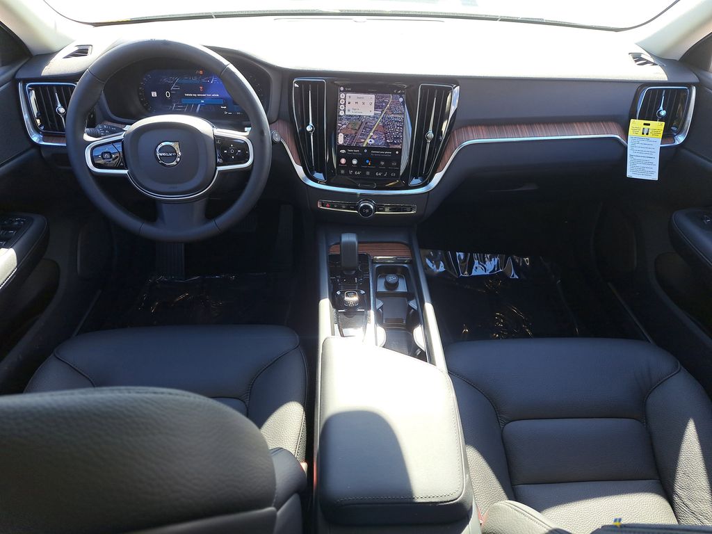 2026 Volvo V60 Cross Country Plus - Photo 16