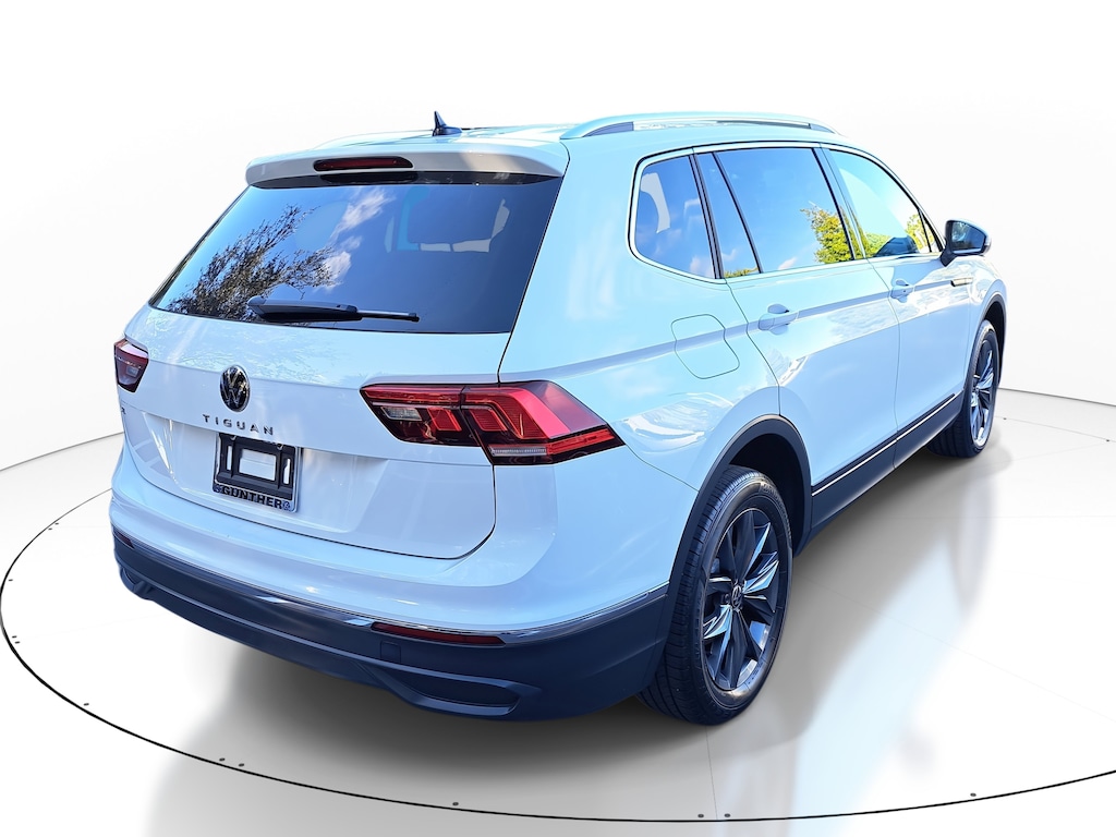 Used 2024 Volkswagen Tiguan 2.0T SE SUV
