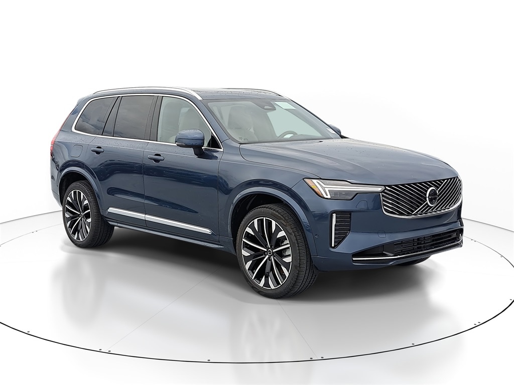 2026 Volvo XC90 Plus's photo