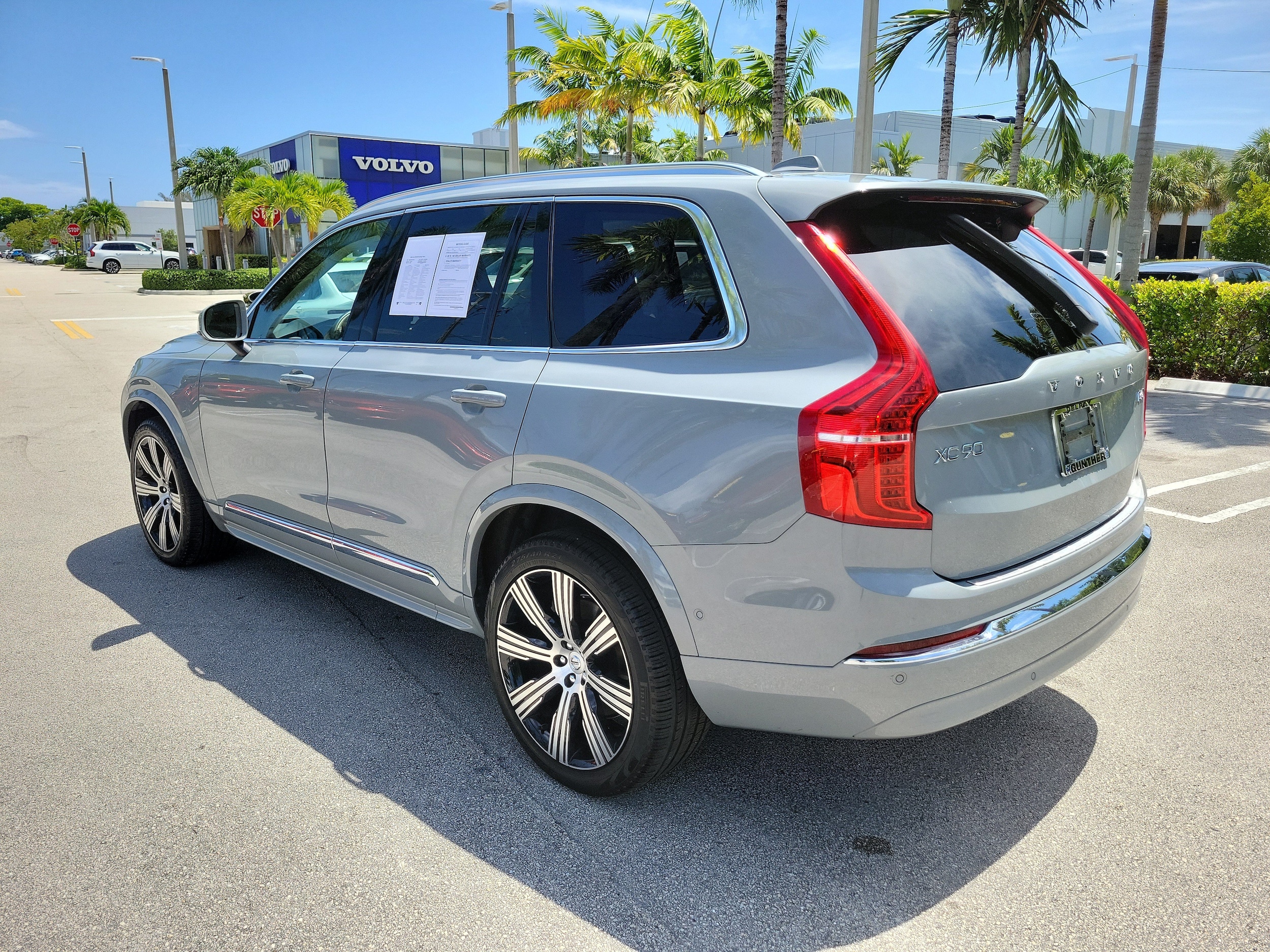 Photo 3