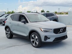 2026 Volvo XC40 B4 Plus FWD SUV