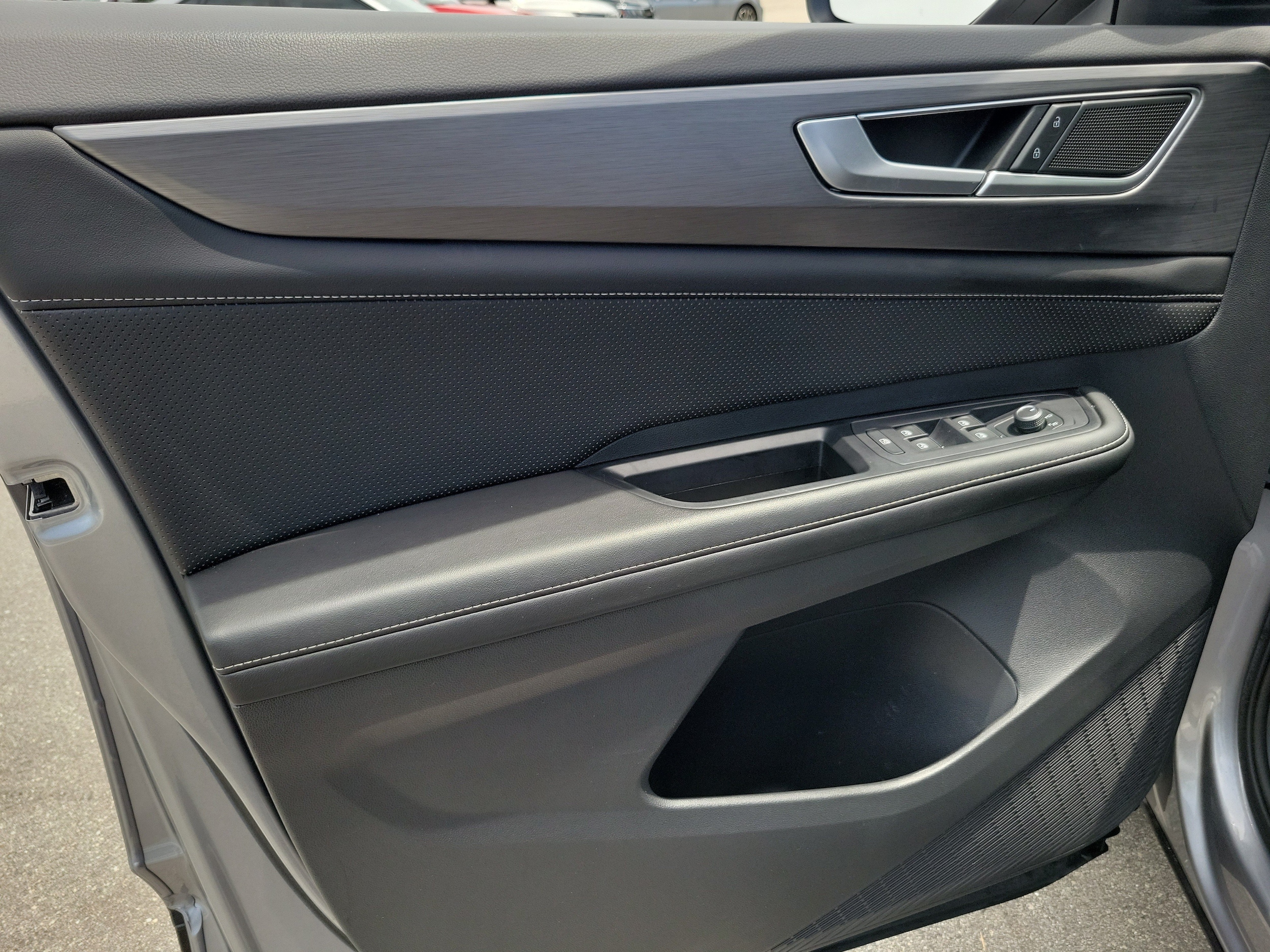 2024 Volkswagen Atlas Cross Sport SE - Photo 16
