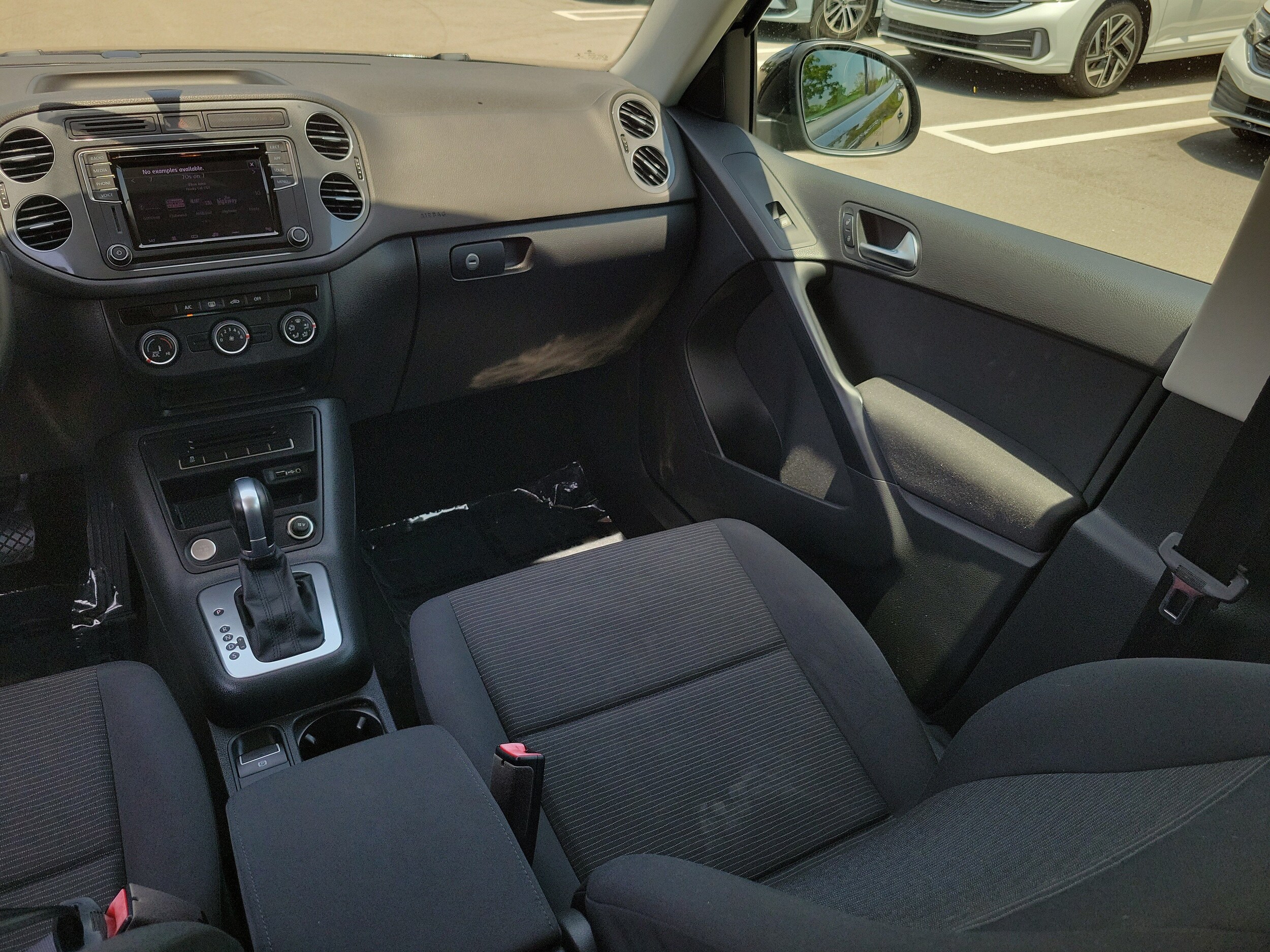 2018 Volkswagen Tiguan Limited Base - Photo 15