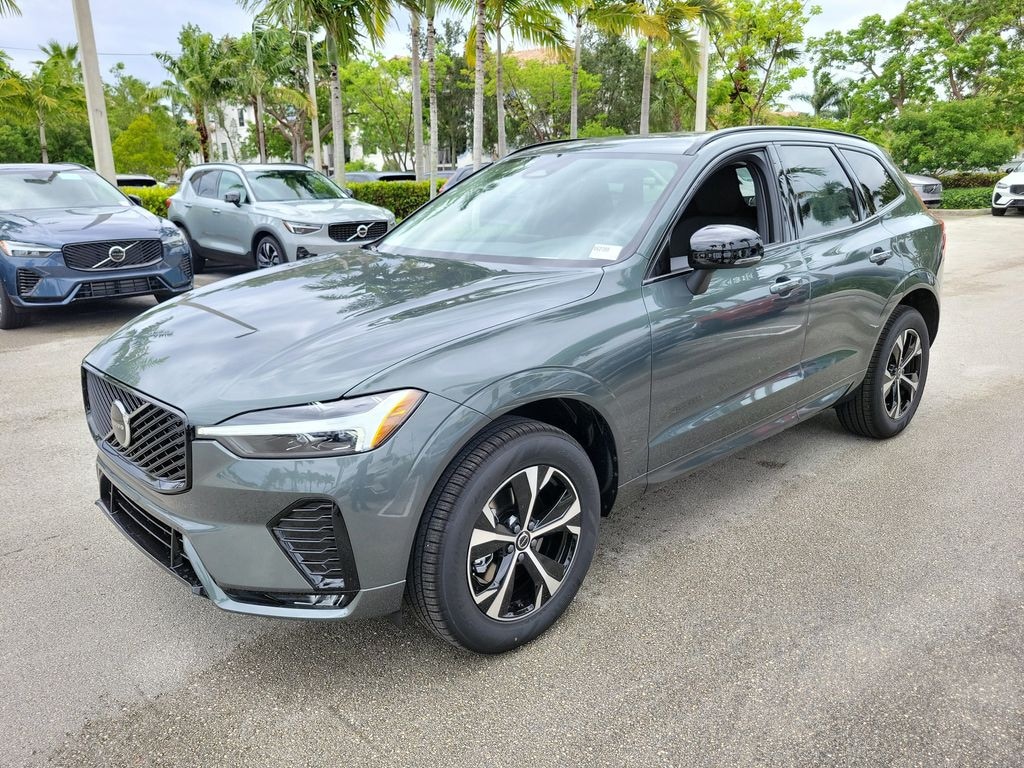 New 2026 Volvo XC60 B5 Core SUV