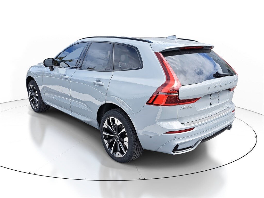 New 2026 Volvo XC60 B5 Plus SUV