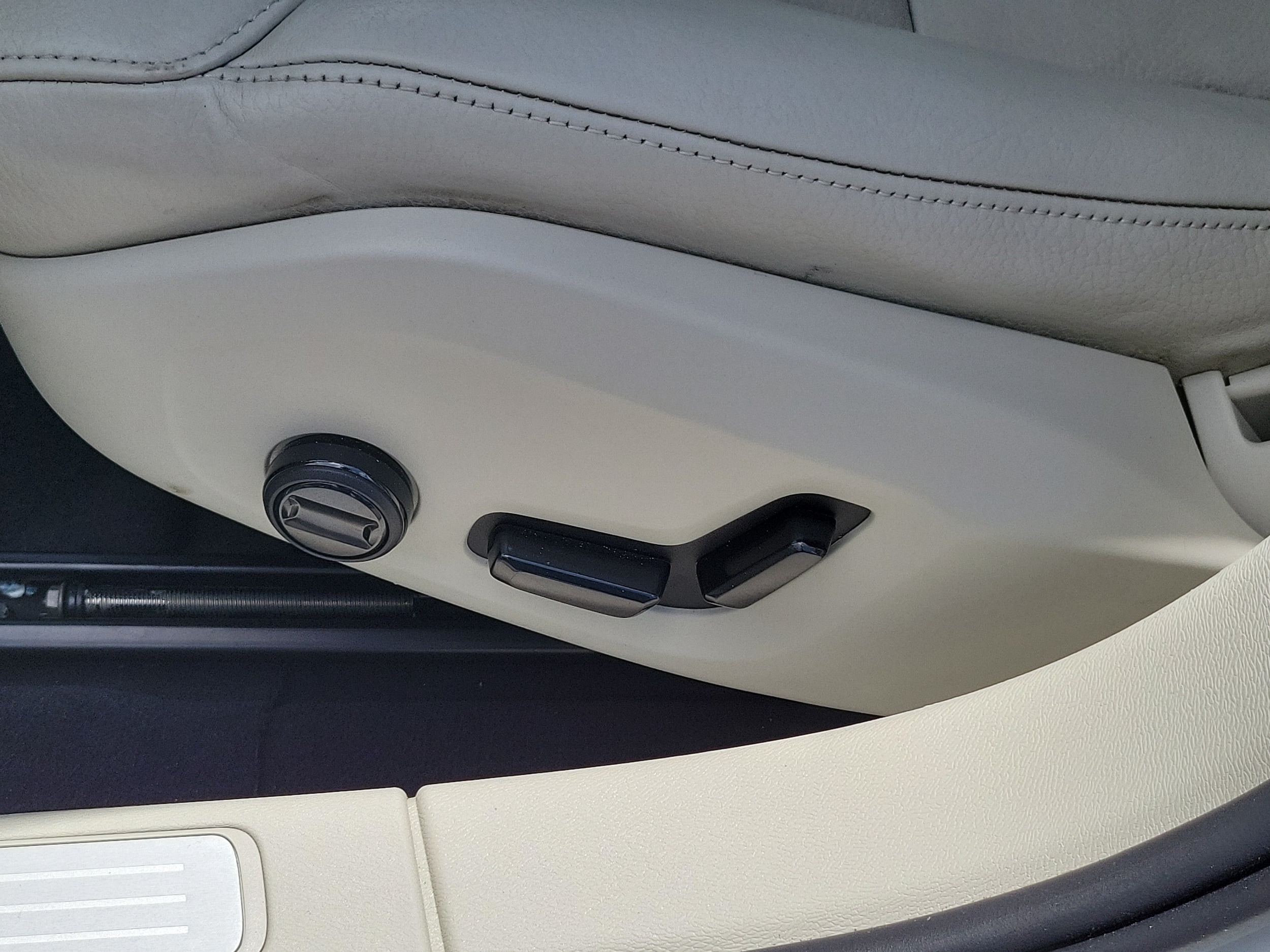 2024 Volvo S60 Core - Photo 21