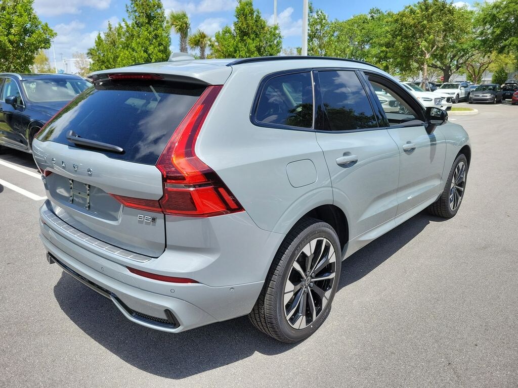 New 2026 Volvo XC60 B5 Plus SUV