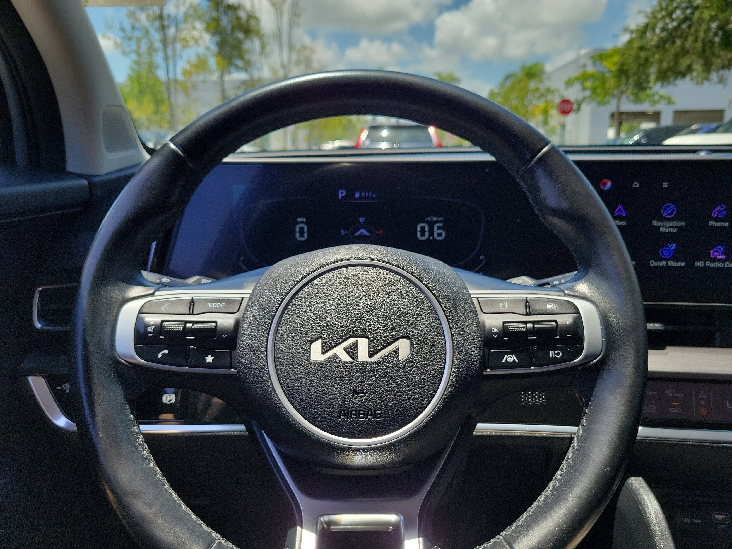 2023 Kia Sportage EX - Photo 22