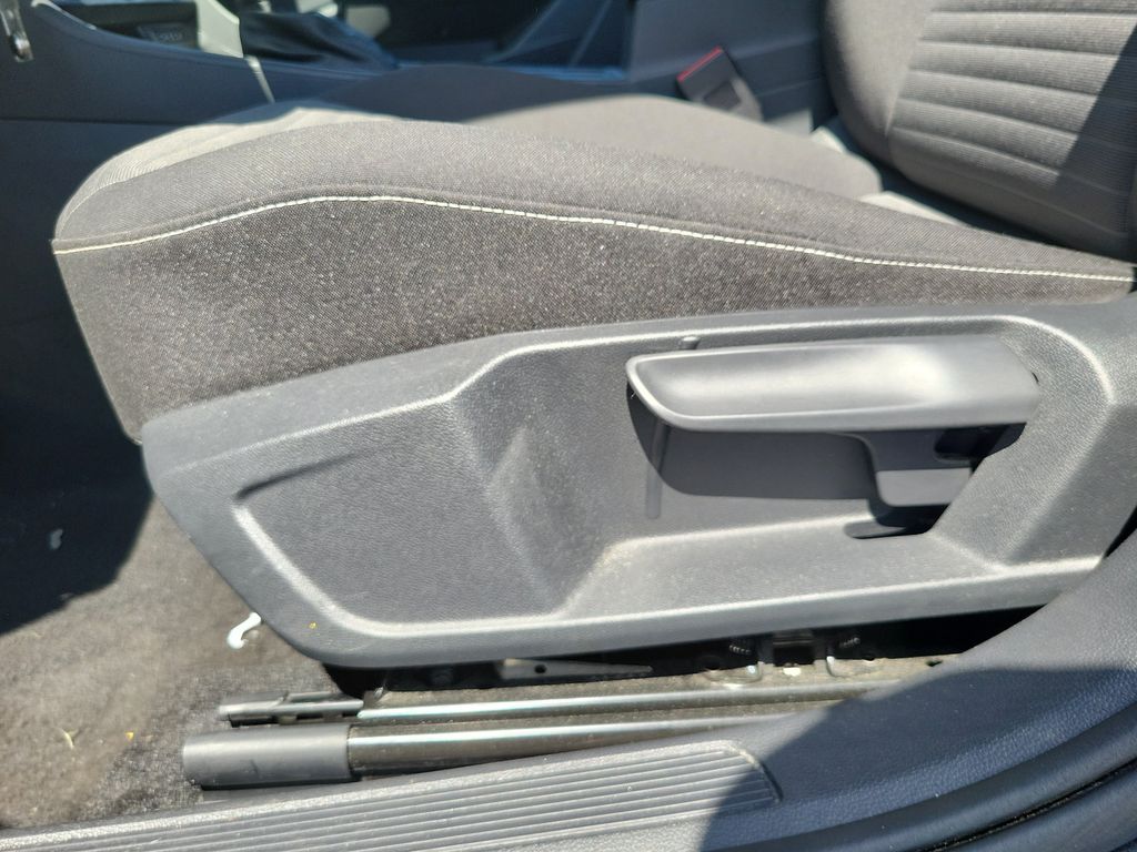 2023 Volkswagen Jetta S - Photo 17