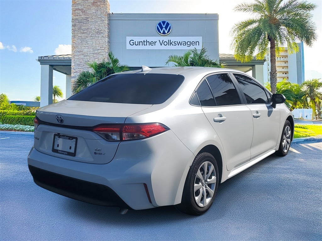 Used 2025 Toyota Corolla Hybrid LE Sedan