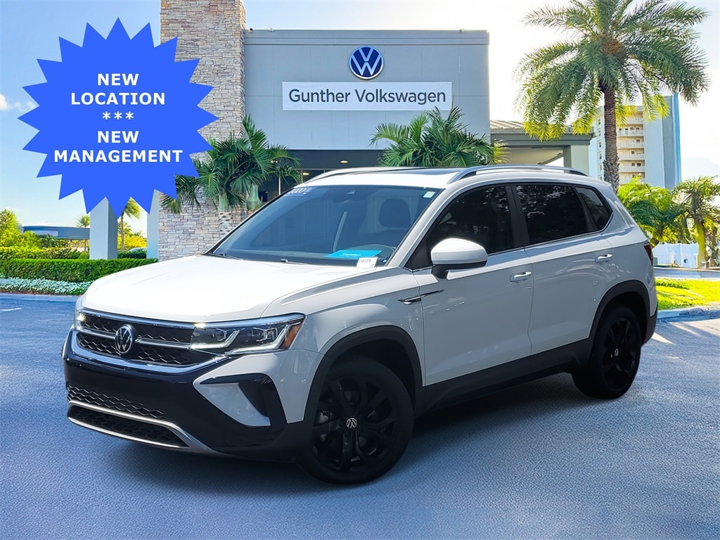 2022 Volkswagen Taos SEL's photo