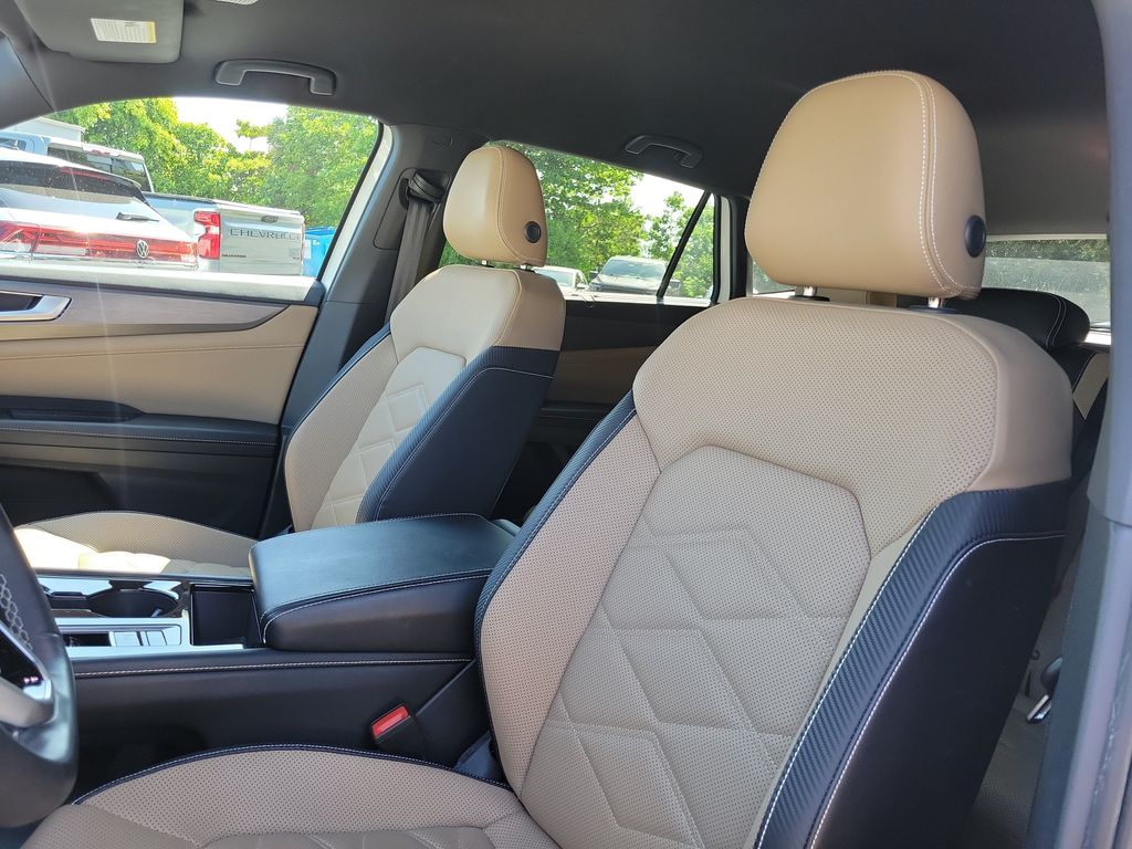2024 Volkswagen Atlas Cross Sport SE w/Tech - Photo 14