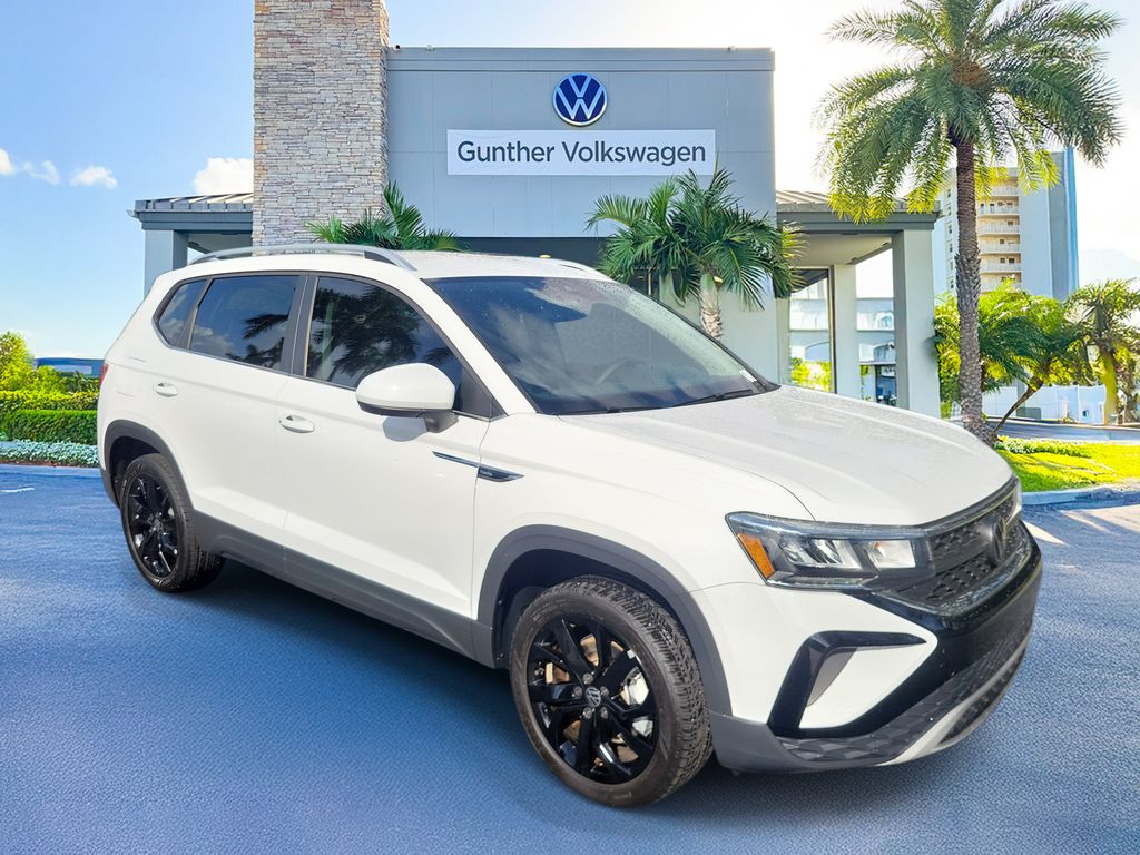 Certified 2023 Volkswagen Taos 1.5T SE SUV