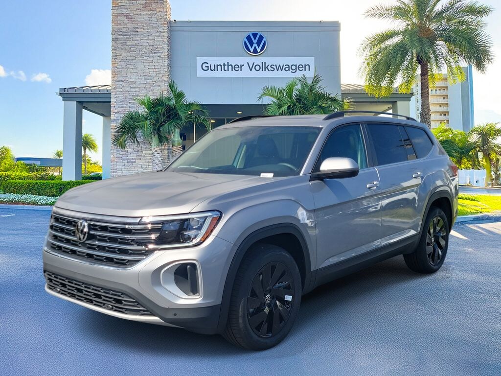 New 2026 Volkswagen Atlas SE w/Technology SUV