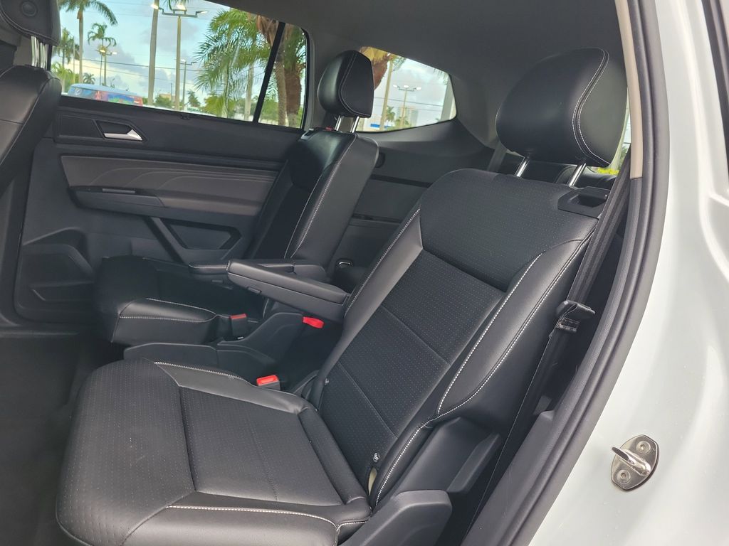 2022 Volkswagen Atlas SEL - Photo 13