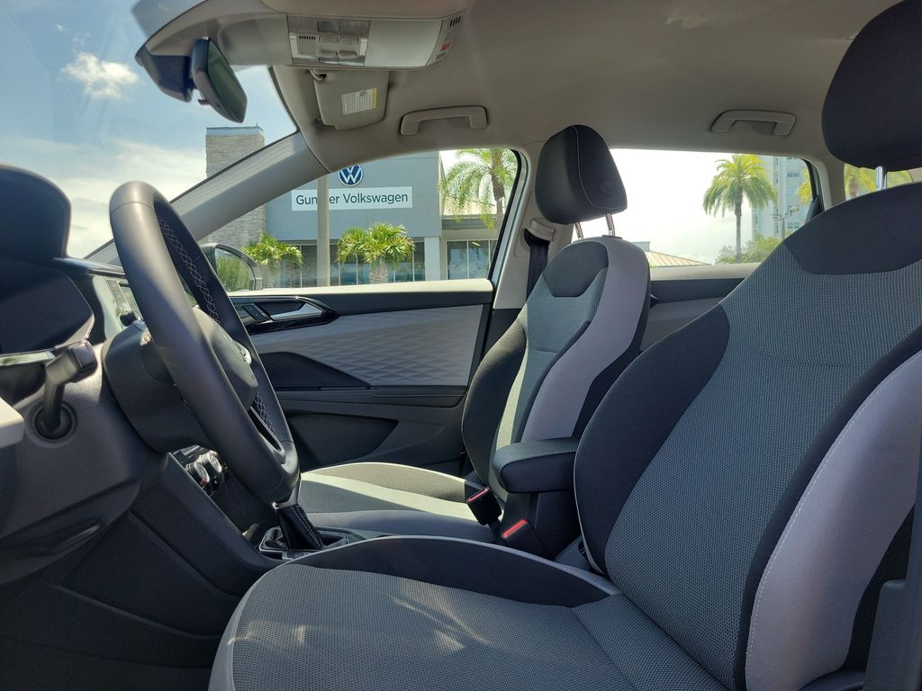 2024 Volkswagen Taos S - Photo 14
