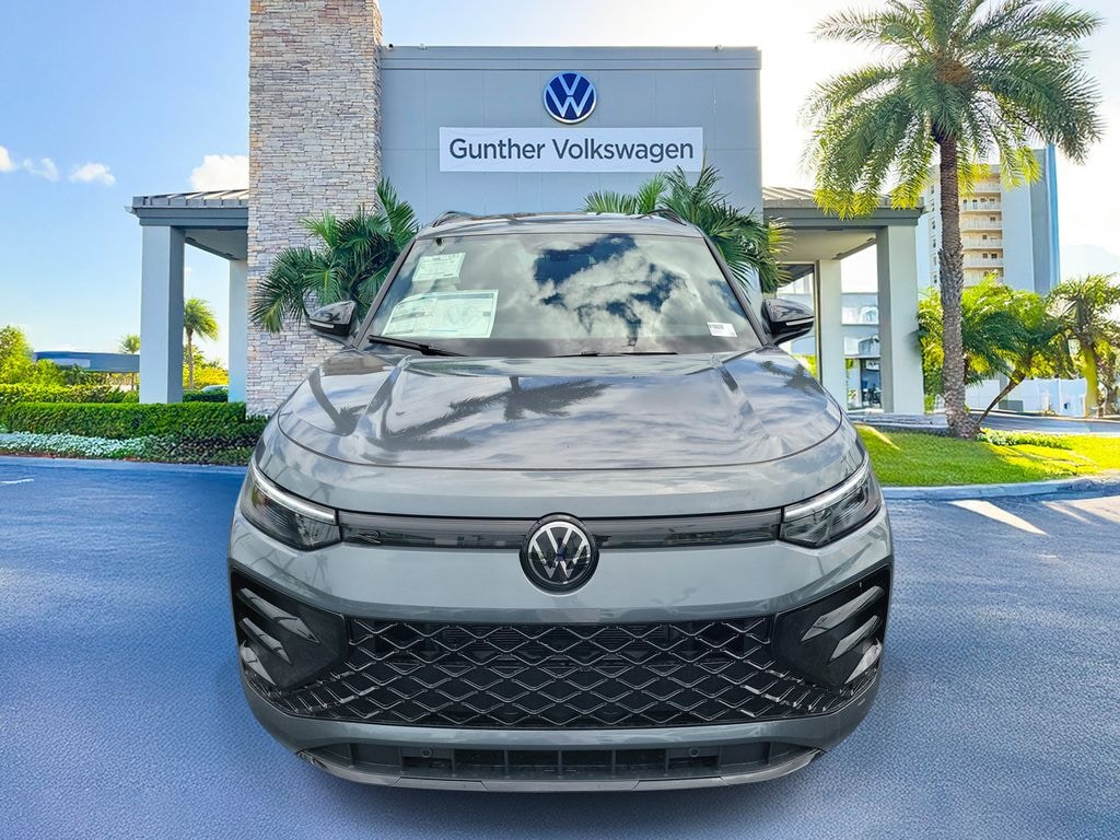 New 2026 Volkswagen Tiguan 2.0T SE R-Line Black SUV