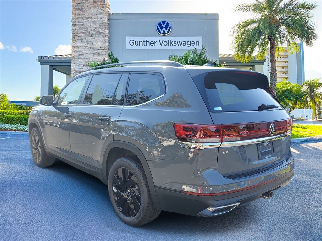 2026 Volkswagen Atlas SE Technology photo 4