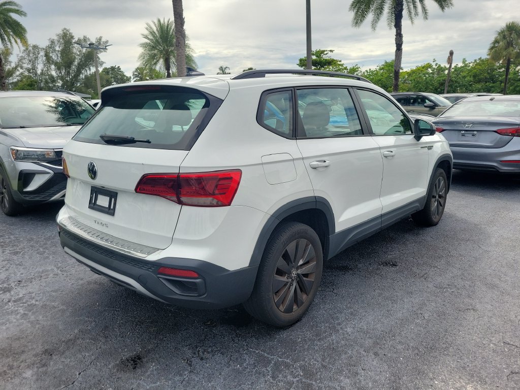 2023 Volkswagen Taos S - Photo 3