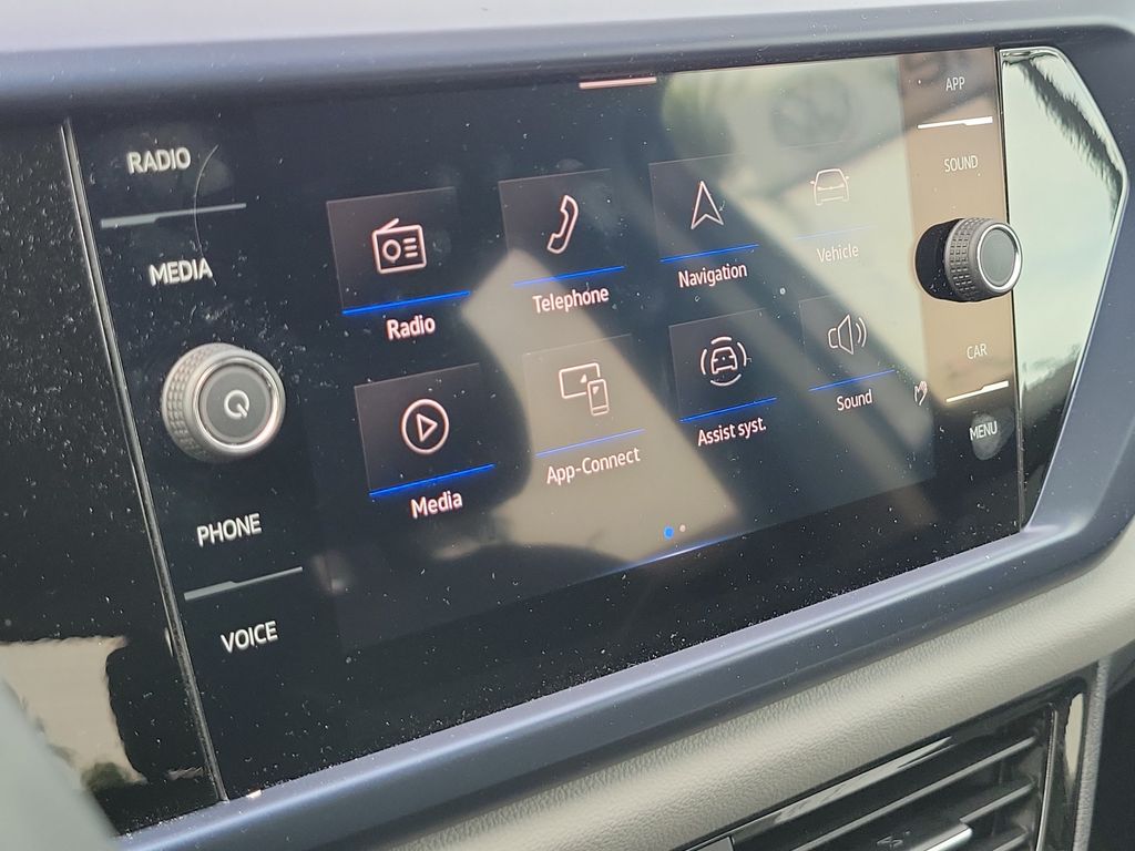 2023 Volkswagen Taos SE - Photo 24