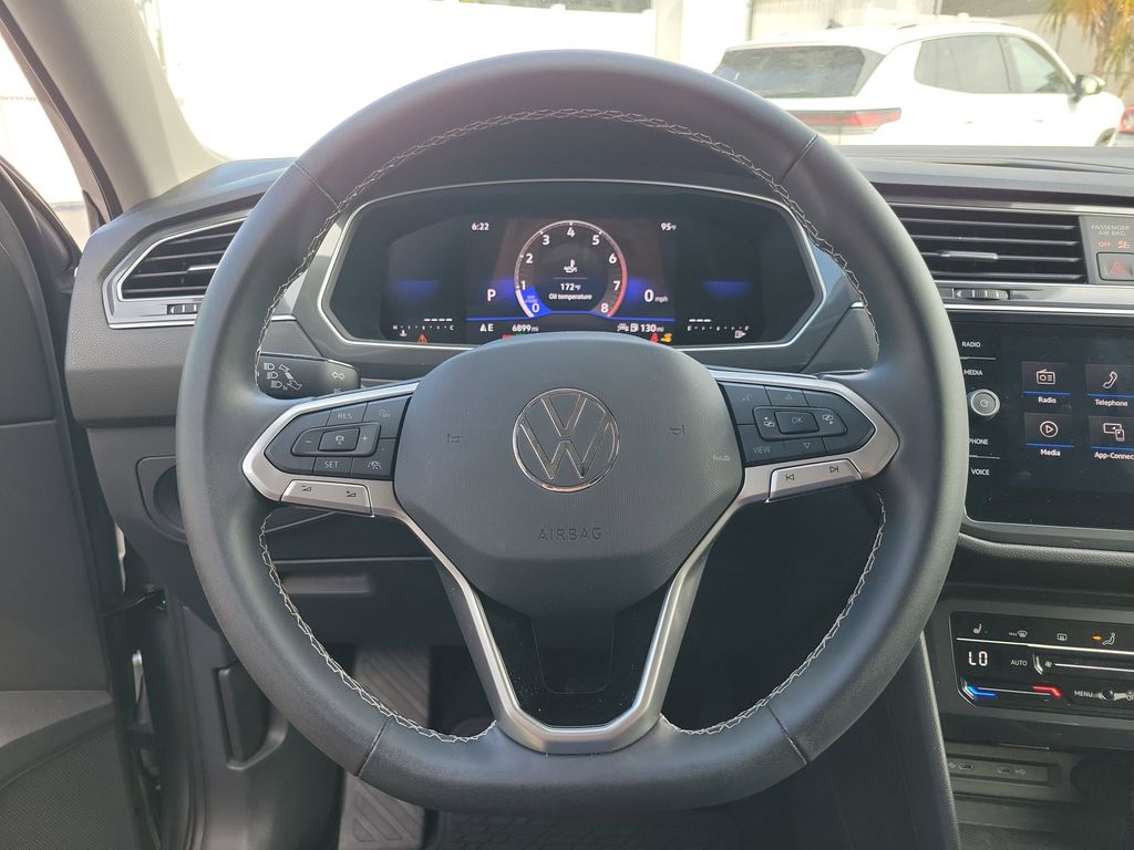 2024 Volkswagen Tiguan SE - Photo 20