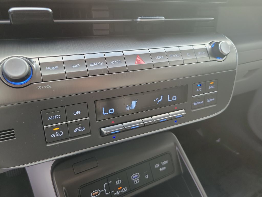 2024 Hyundai Kona SEL - Photo 27