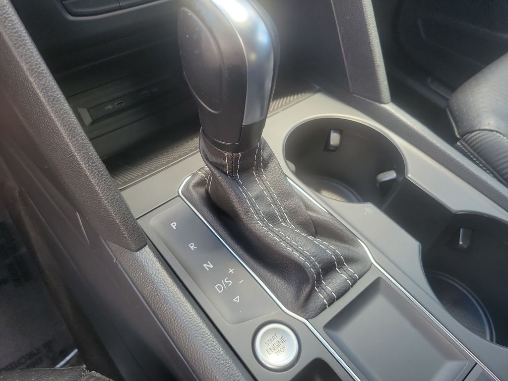 2021 Volkswagen Atlas Cross Sport SE w/Tech - Photo 32